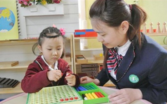 香港艾樂國際連鎖幼兒園品牌加盟