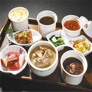 優(yōu)膳家食月子餐加盟