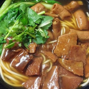 小腸牛肉面加盟