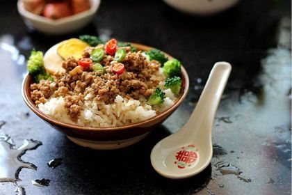 魯肉范臺(tái)灣鹵肉飯加盟