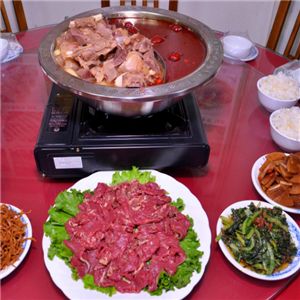 東阿阿膠黑驢王子驢肉火鍋加盟