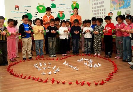 小蜜蜂潛能開發(fā)幼兒園加盟