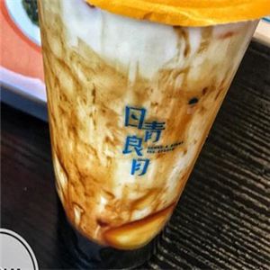 日青良月奶茶加盟