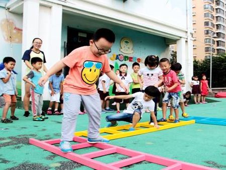 雅思貝爾幼兒園加盟