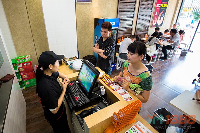 千里香餛飩加盟